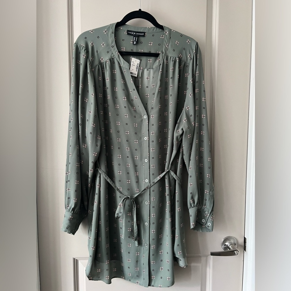 NWT love & legend size 22 long sleeved button down shirt